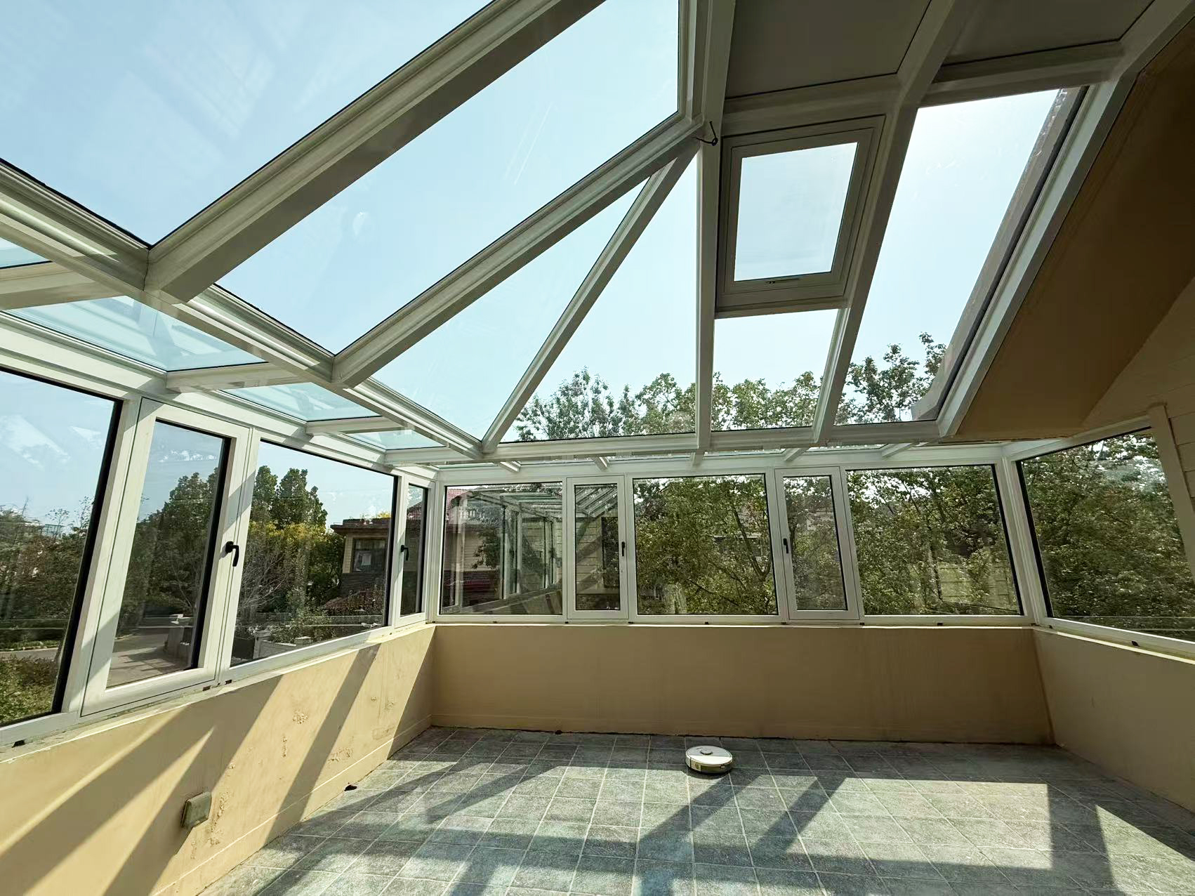 LandVac VIG for skylight