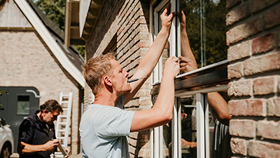 LandVac® Vacuum Glazing: U-value 0.4 Retrofit – Thin, Energy-Efficient Heritage Glass for Renovation